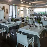 מלון Western פארמה