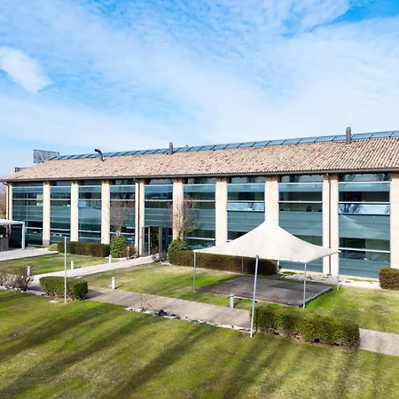 Western 4* Parma