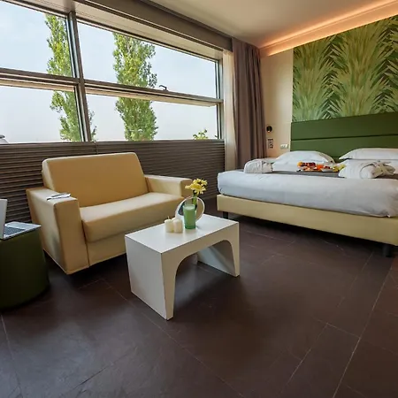 Western Hotel Parma