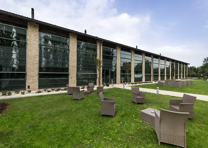 Hotell Western 4*